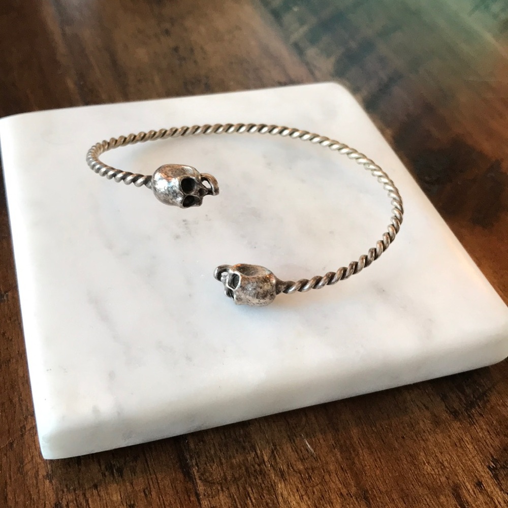 Metal skull headed bracelet